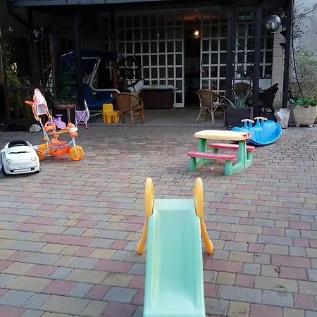 Casina Delle Arti Frühstückspension *